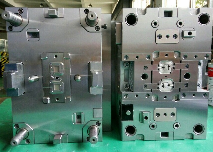 Plastics Injection Molds